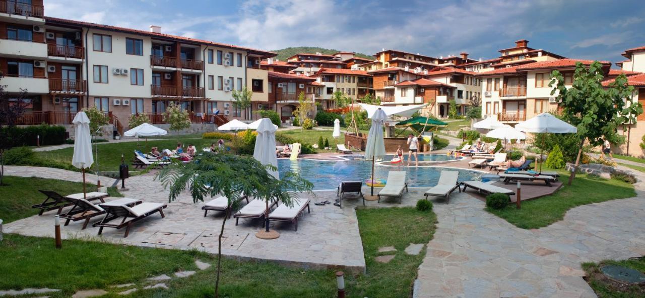 Garden of Eden PMG Apartments Sweti Wlas Exterior foto