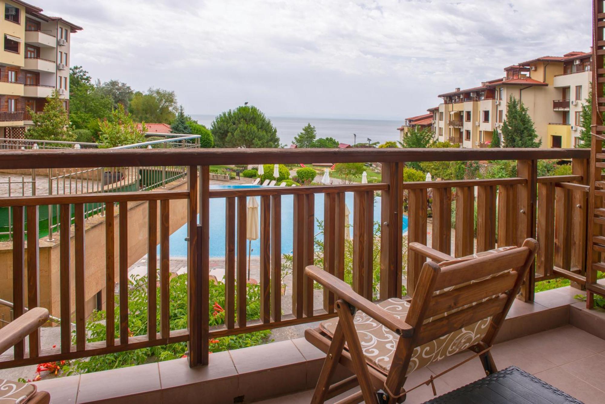 Garden of Eden PMG Apartments Sweti Wlas Exterior foto